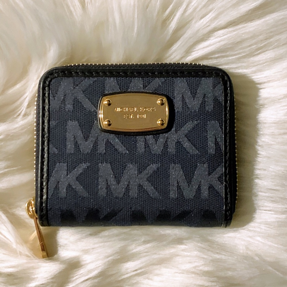 Michael Kors compact zippy wallet
